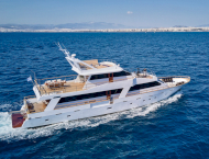 contact-yachts-wide-liberty_0019