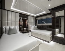 contact-yachts-berco-voyager_0010