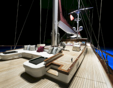 contact-yachts-thats-amore_0011