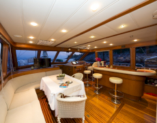 contact-yachts-serenity-70_0018