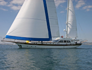 Alquiler de goletas GETAWAY navegando en Grecia y Turquía con Contact Yachts