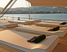 Alquiler de goletas GETAWAY navegando en Grecia y Turquía con Contact Yachts