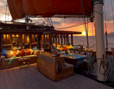 Luxury yacht charter vacation in Bali, Indonesia with a yacht Si Datu Bua