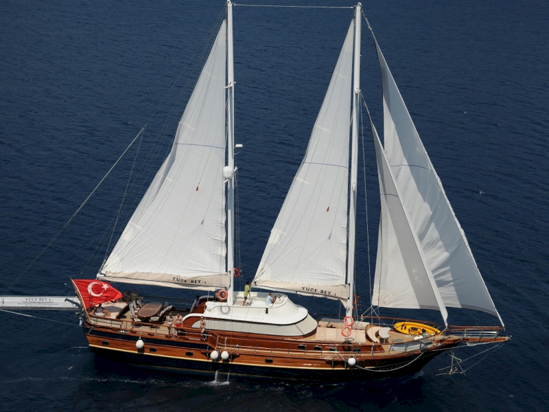 Luxury charter gulet yacht Yuce Bey 1 sailing in Greece & Turkey with Contact Yachts_1