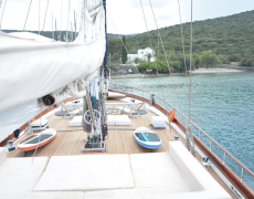 Luxury charter gulet yacht Papa Joe sailing in Italy, Croatia, Greece, Montenegro with Contact Yachts_9