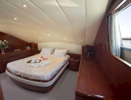 Luxury motor yacht FALCON ISLAND for rent in Greece with Contact Yachts