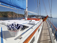 contact-yachts-ece-berrak-019