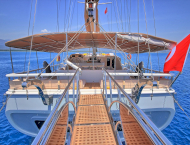 contact-yachts-queen-of-salmakis-016