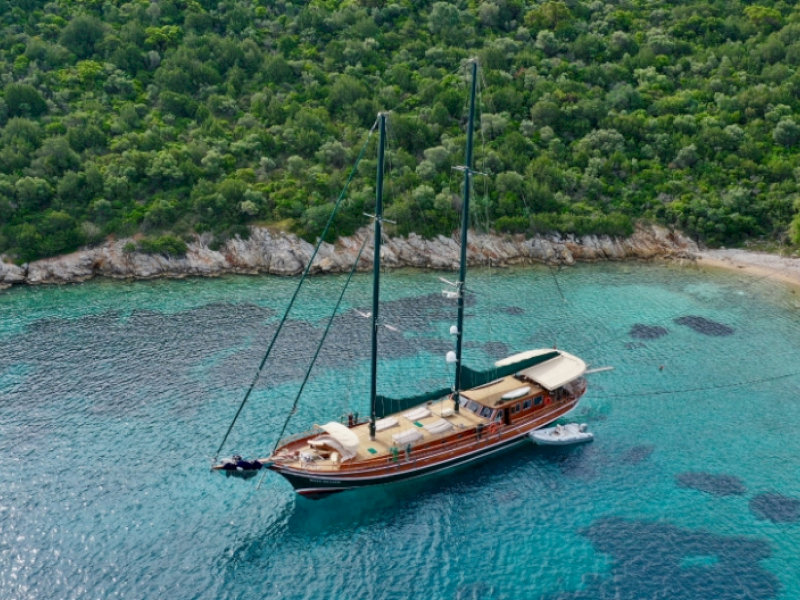 Yacht Charter Bodrum with Gulet ROS MARE | Yacht for 8 People in Turkey