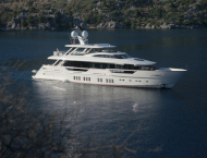 contact-yachts-rem-001